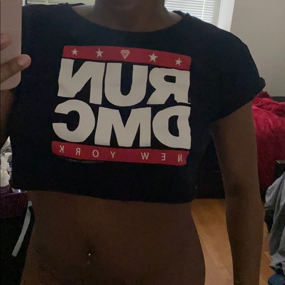 RUN DMC Crop Top - Picture 4 of 6